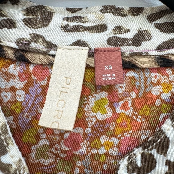 Pilcro Anthropologie Relaxed Button Down Tunic/Shirt Leopard Animal Sz XS - Picture 6 of 10